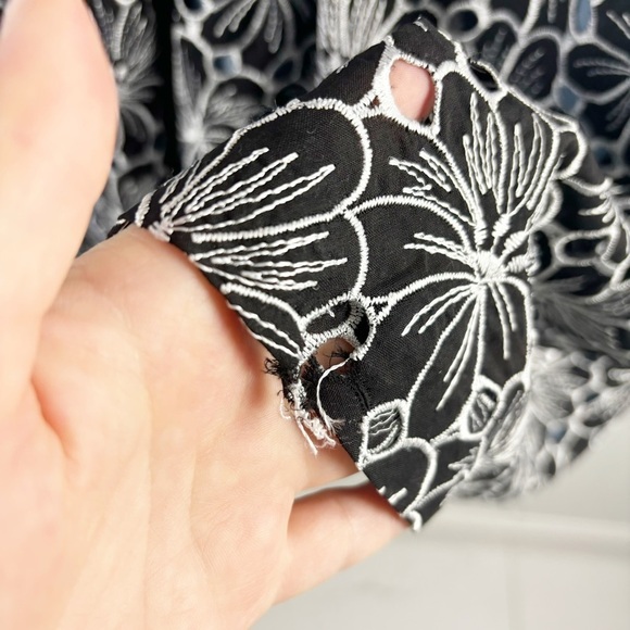 Mignon Doo Lace Short Sleeve A-Line Dress Size XS Black Blue Cocktail Party - Picture 4 of 8